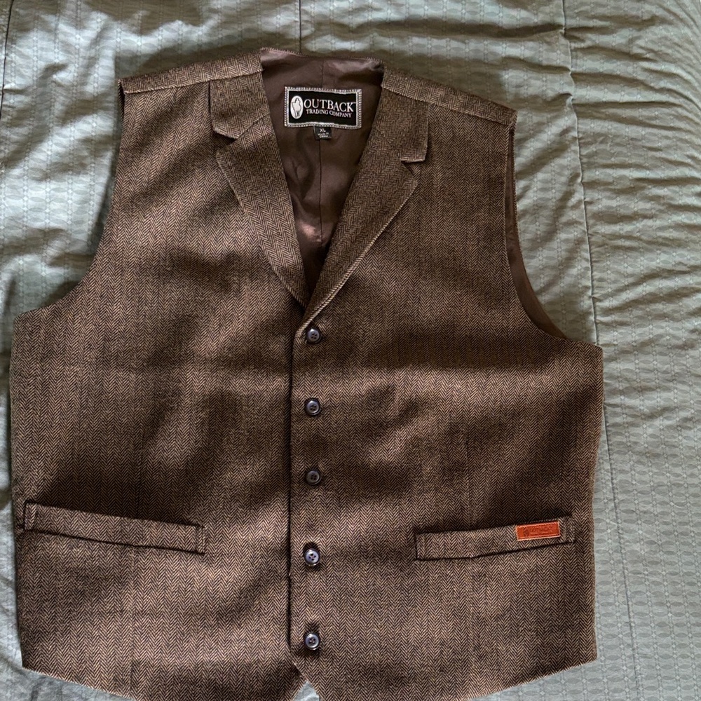 Outback Men's Elegant Brown Vest